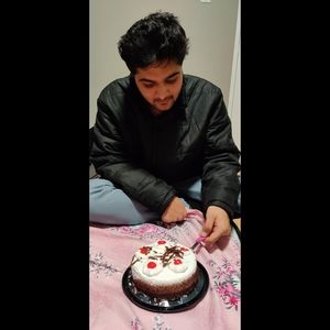 Meet your Posher, Raj